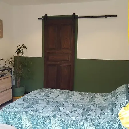 Apartment 2 Pieces